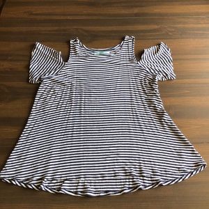 Cold shoulder shirt